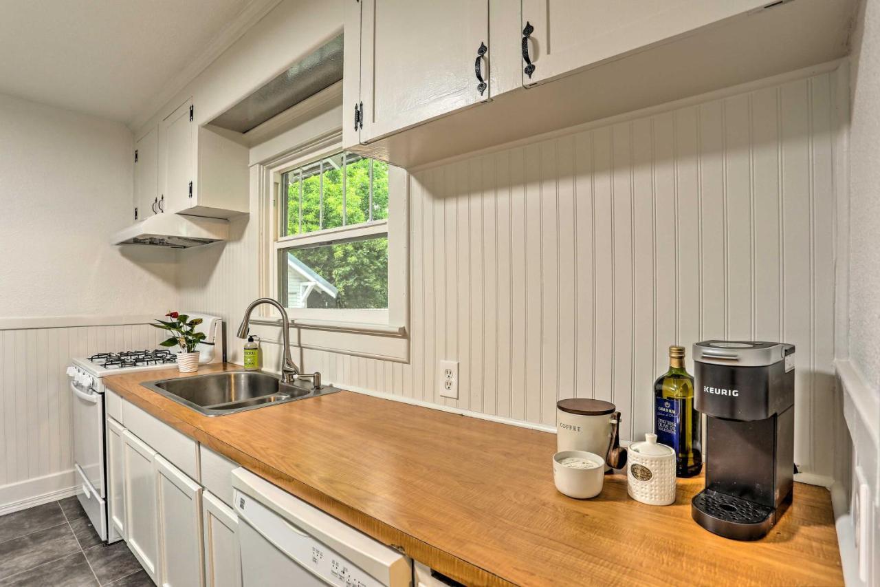 Pet-Friendly Baker City Escape With Private Yard! Dış mekan fotoğraf