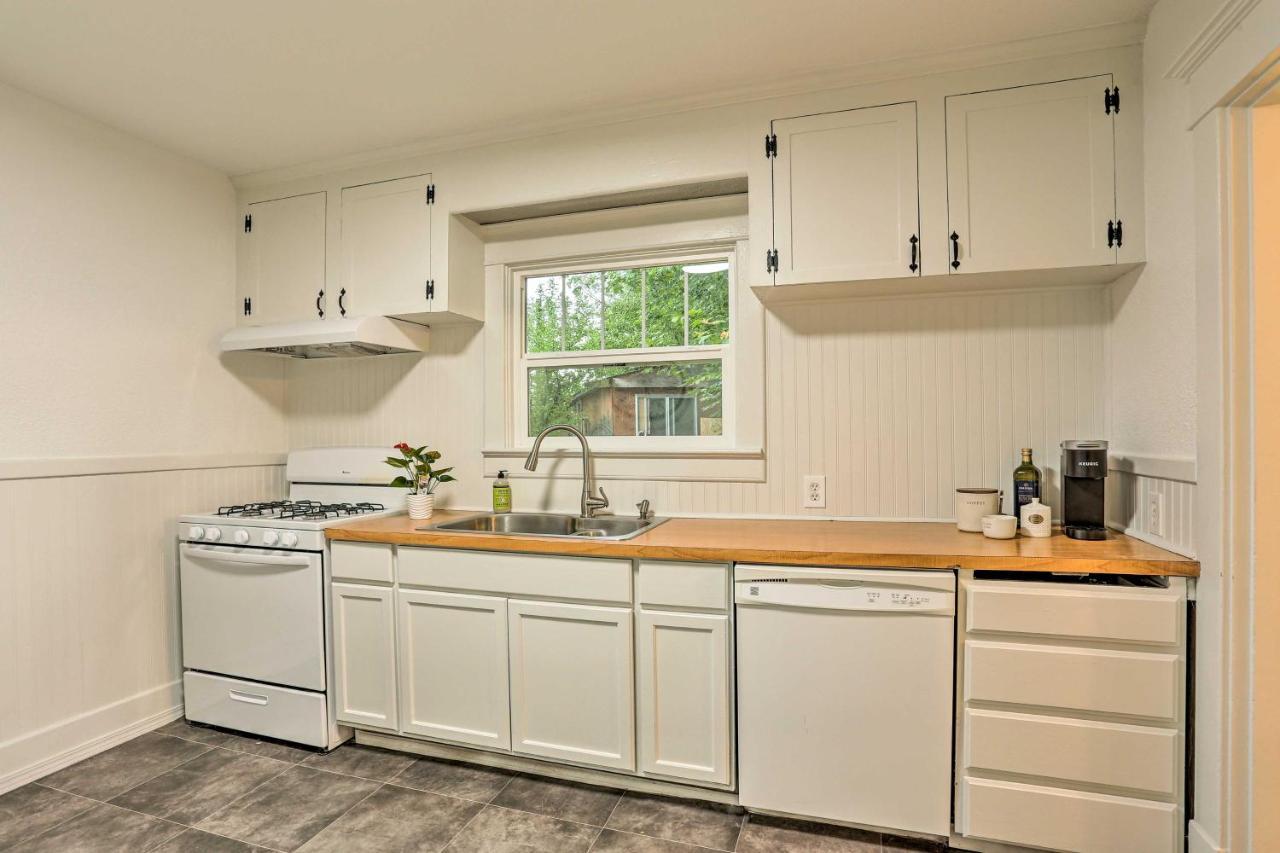 Pet-Friendly Baker City Escape With Private Yard! Dış mekan fotoğraf
